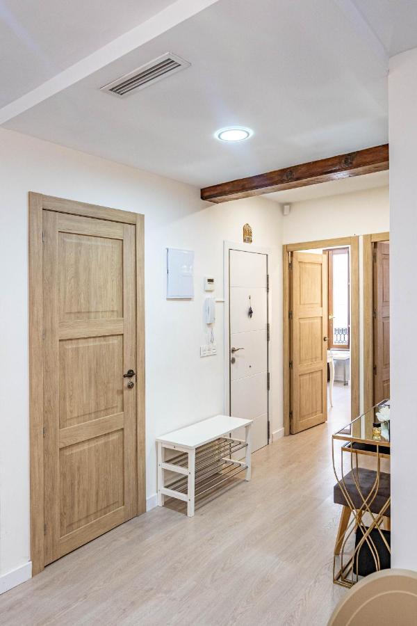 Central Luxury Flat With Free Parking Apartment Valencia Exterior photo